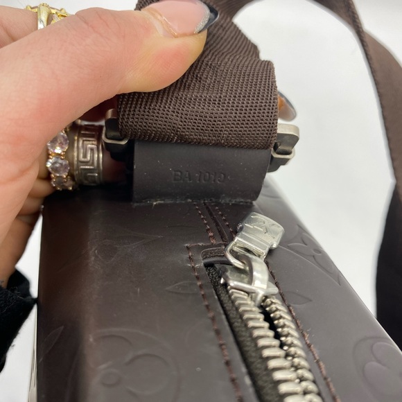 Louis Vuitton Steve Messenger bag - Picture 11 of 14